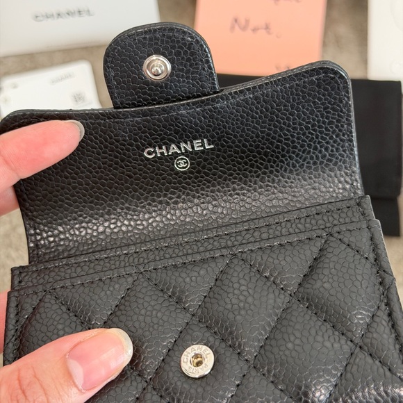 Chanel Classic Card Holder - Picture 12 of 16